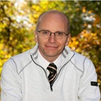 Prof. Chris Rayner FRSC