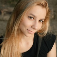 Olena Baltro