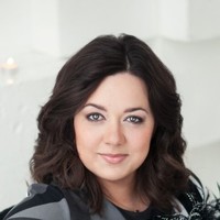 Anna Kalinovskaya