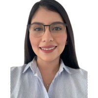 Mayra Salinas
