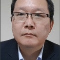 Elton Hatsumura