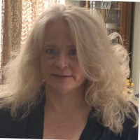 Julie Fossceco
