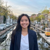Yin Fei Van Mackelenberg