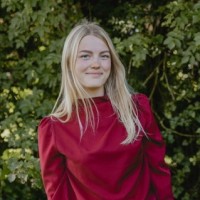 Nienke Oosterveld