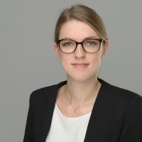 Dr. Julia Krapf