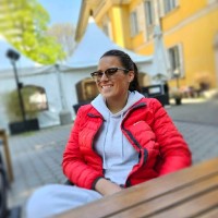 Jovana V.