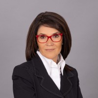 Dr. Farnoush Fadavi