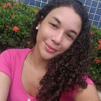 Isabela Lopes