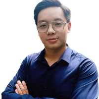 Hoàng Trần