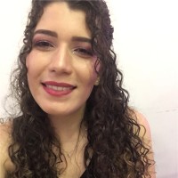 Tayná Regina Celestrino
