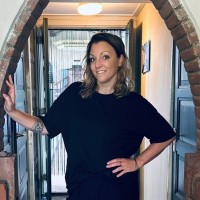 Els van Barneveld 💬