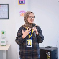 Dina Islami Putri