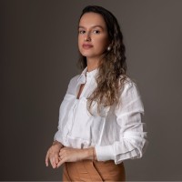 Nilla Araújo