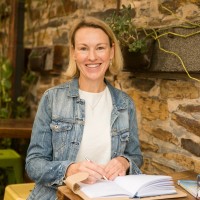 Amanda Hayes