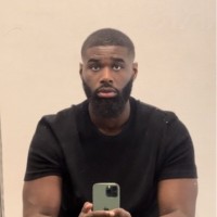 Yannick Jones