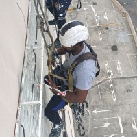 Arte Seven Alpinismo Industrial