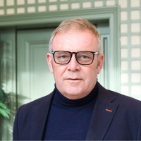 Guy Hewitt