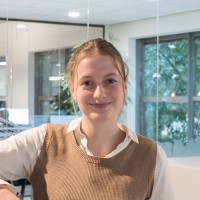 Yasmine Hogenes