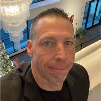 Steven Gleaves