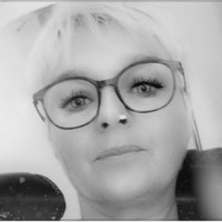 Marie-Astrid Stolz
