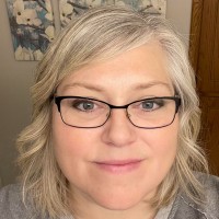 Nicole Bauer, Ma