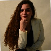Adriane Macedo