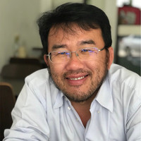 Manus Thumoupakron