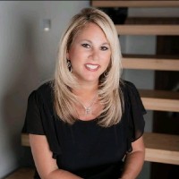 Michelle Laux
