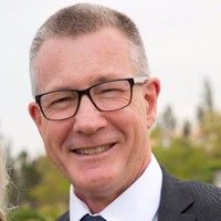 Martin Hollis