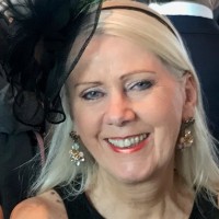 Lesley Cook