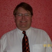 Tom Oakes