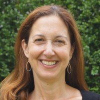 Rebecca Roth