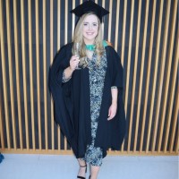 Leah Thompson