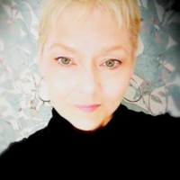 Lynda Romolo