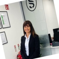 Claudia M Vieira