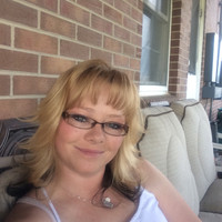 Amanda Dorris