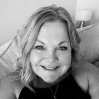 Lorraine Cornell