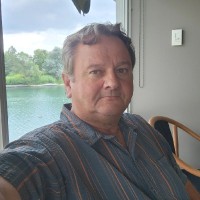 Larry Cole