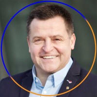 Tomasz Burcon