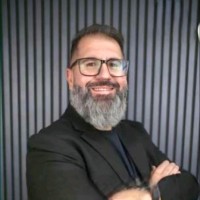 Ivan Santos🌍🚢🛫💼