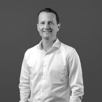 Christoph Kaufmann, Cfa