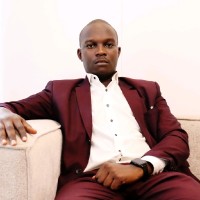 Elvis Ayora