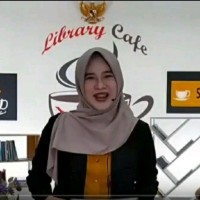 Shaufika V.