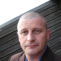 Simon Evans