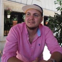 Alexander Komm