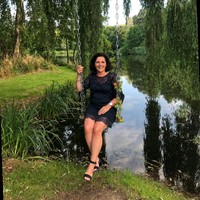 Suzanne Van Aken