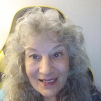 Julie Gavis