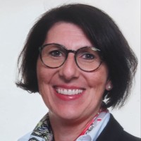 Claudia Wolf