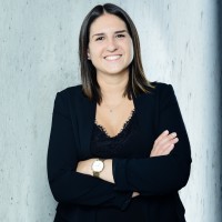 Lara T.
