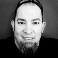 David J Santiago